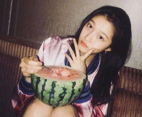上海吃瓜女孩,揭秘都市生活里的闲话与趣味