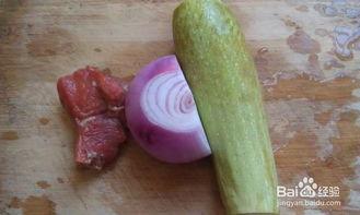 吃瓜买瓜新鲜的瓜,吃瓜买瓜，新鲜瓜果尽享清凉时光