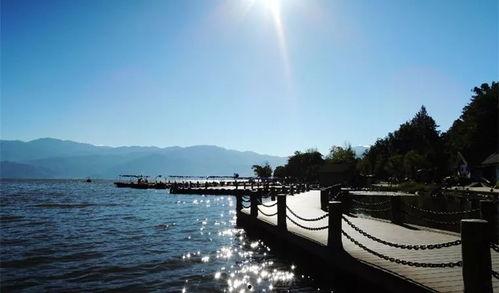 西昌邛海17 吃瓜,夏日吃瓜盛宴，畅享清凉夏日时光